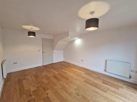 WhatsApp Image 2026-02-10 at 15.15.46 (2).jpeg