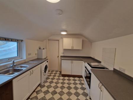 WhatsApp Image 2026-02-25 at 15.22.26 (7).jpeg