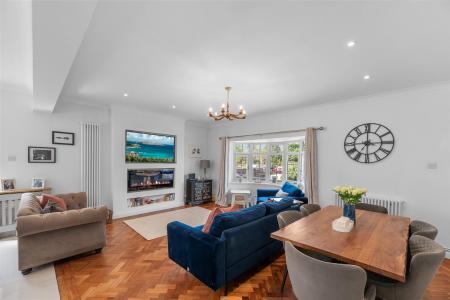 Kitchen/Family Room