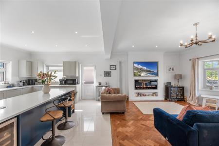 Kitchen/Family Room