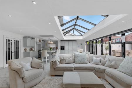 Kitchen/Family Room
