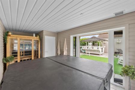Outbuilding (Spa)