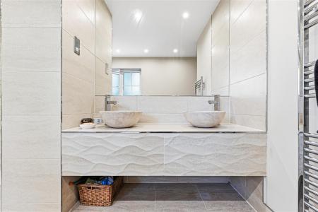 En-Suite One