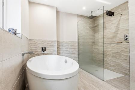 En-Suite One