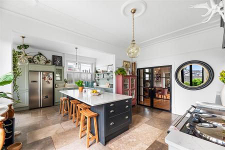 Kitchen/Dining Room