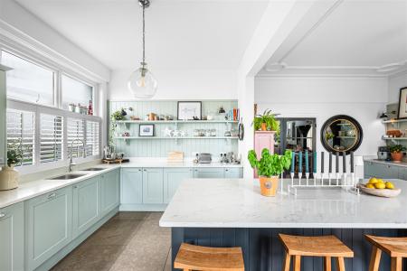 Kitchen/Dining Room