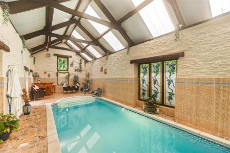 Poolhouse/Bar