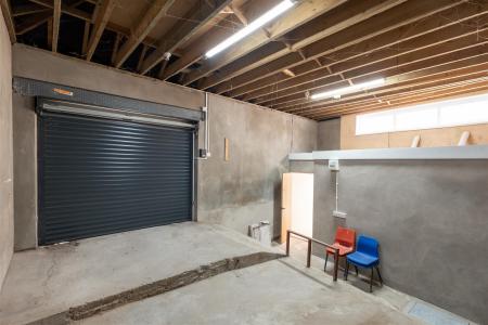 Garage/Workshop