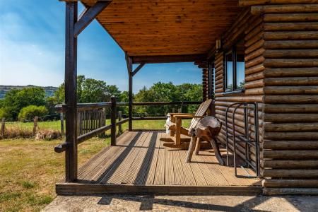 Oaktree Cabin