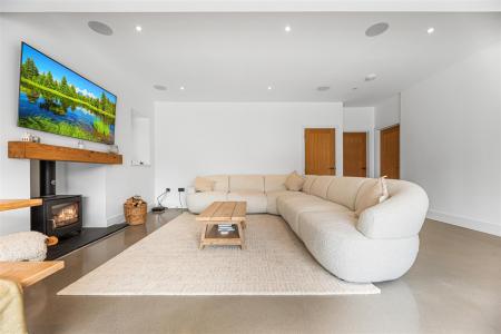 Open Plan Living/Dining Room