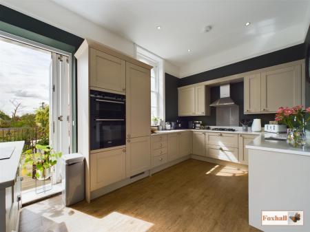 Kitchen/dining/Sitting Room