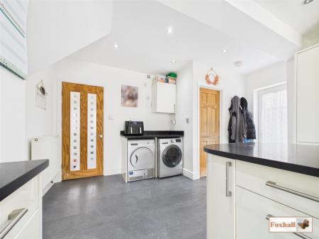 Kitchen  / Breakfast Room