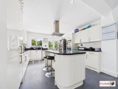 Kitchen  / Breakfast Room