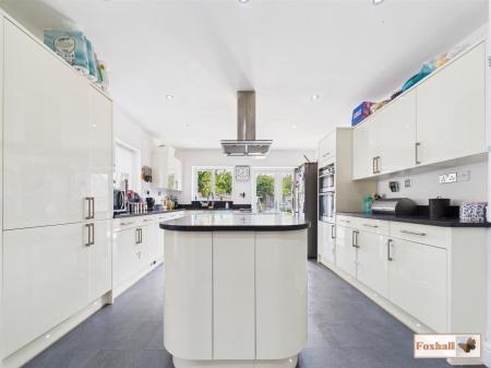 Kitchen  / Breakfast Room