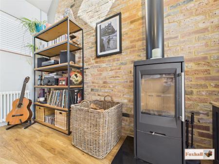 Kitchen / Dining / Lounge Area