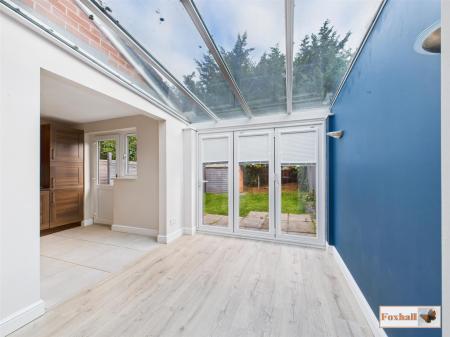 Conservatory Style Dining Area