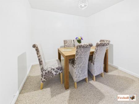 Lounge / Dining Room