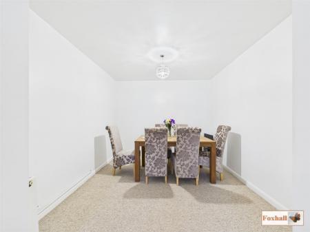 Lounge / Dining Room