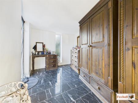 Outbuilding / Snug/Office/Study