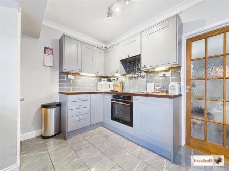 Open Plan Kitchen / Dining Area
