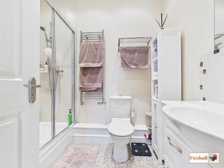 En-Suite Shower Room