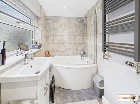 Ground Floor Bathroom