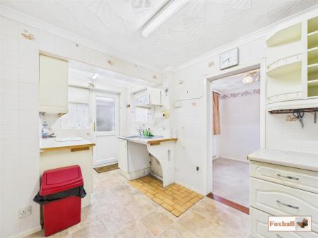 Kitchen / Breakfast Room