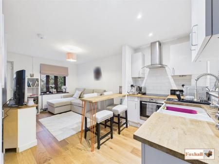 Lounge/Diner/Kitchen Area