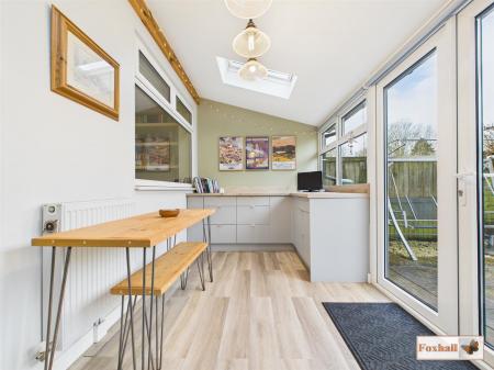 Sunroom/Kitchen/Breakfast Room
