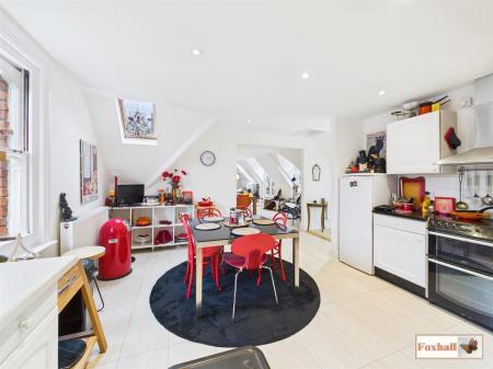 Kitchen / Breakfast Room
