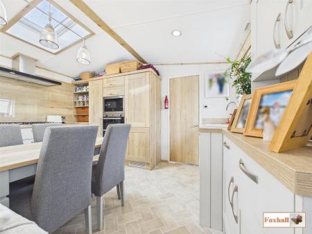 Open Plan Lounge/Kitchen/Diner