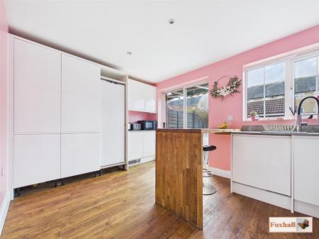 Kitchen/Breakfast Room