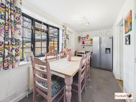Breakfast/Utility Room