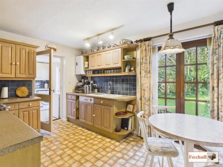 Kitchen / Breakfast Room