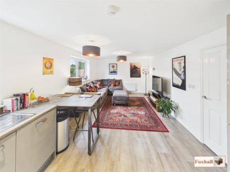 Kitchen / Breakfast / Lounge
