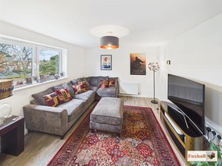 Kitchen / Breakfast / Lounge