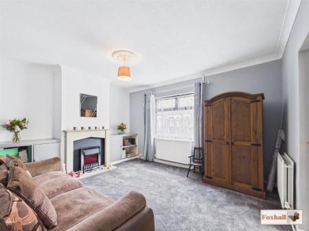 Front/Formal Lounge