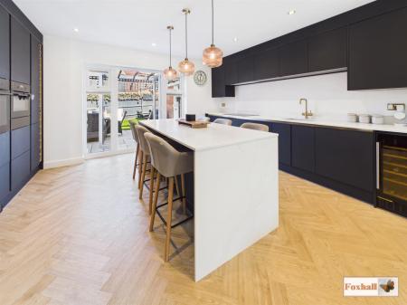 Lounge / Kitchen / Diner