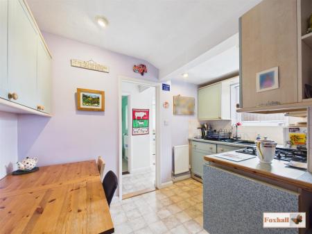 Kitchen / Breakfast Room