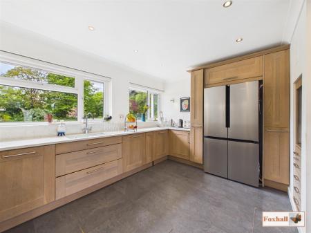 Kitchen / Diner