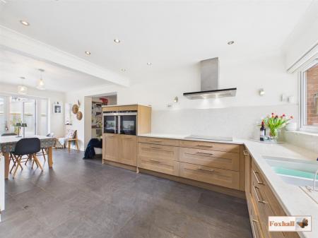 Kitchen / Diner