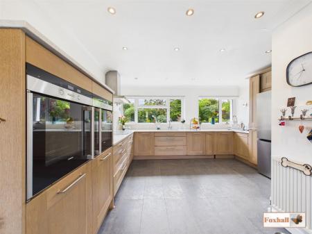 Kitchen / Diner