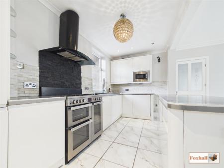 Kitchen / Diner