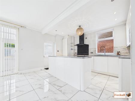 Kitchen / Diner
