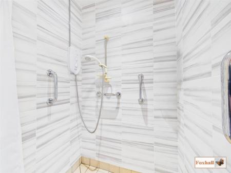 Wet Room/Utility Room