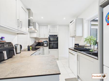 Kitchen / Diner