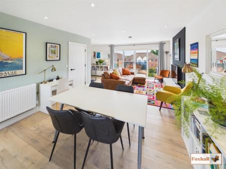 Open Plan Living Accomodation