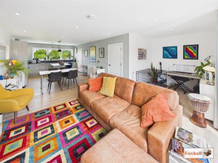 Open Plan Living Accomodation