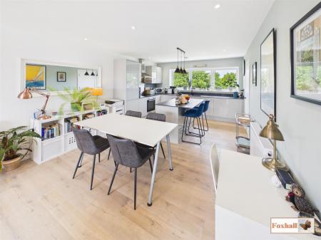 Open Plan Living Accomodation