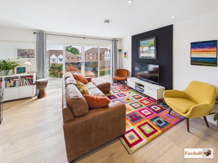 Open Plan Living Accomodation